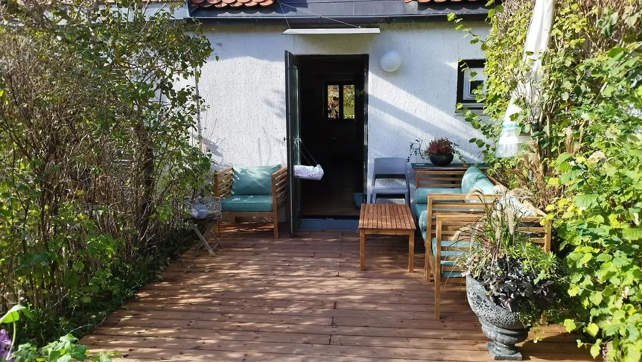 Atelier & Gardenhouse Glamping Hotel Munique Campismo de Luxo